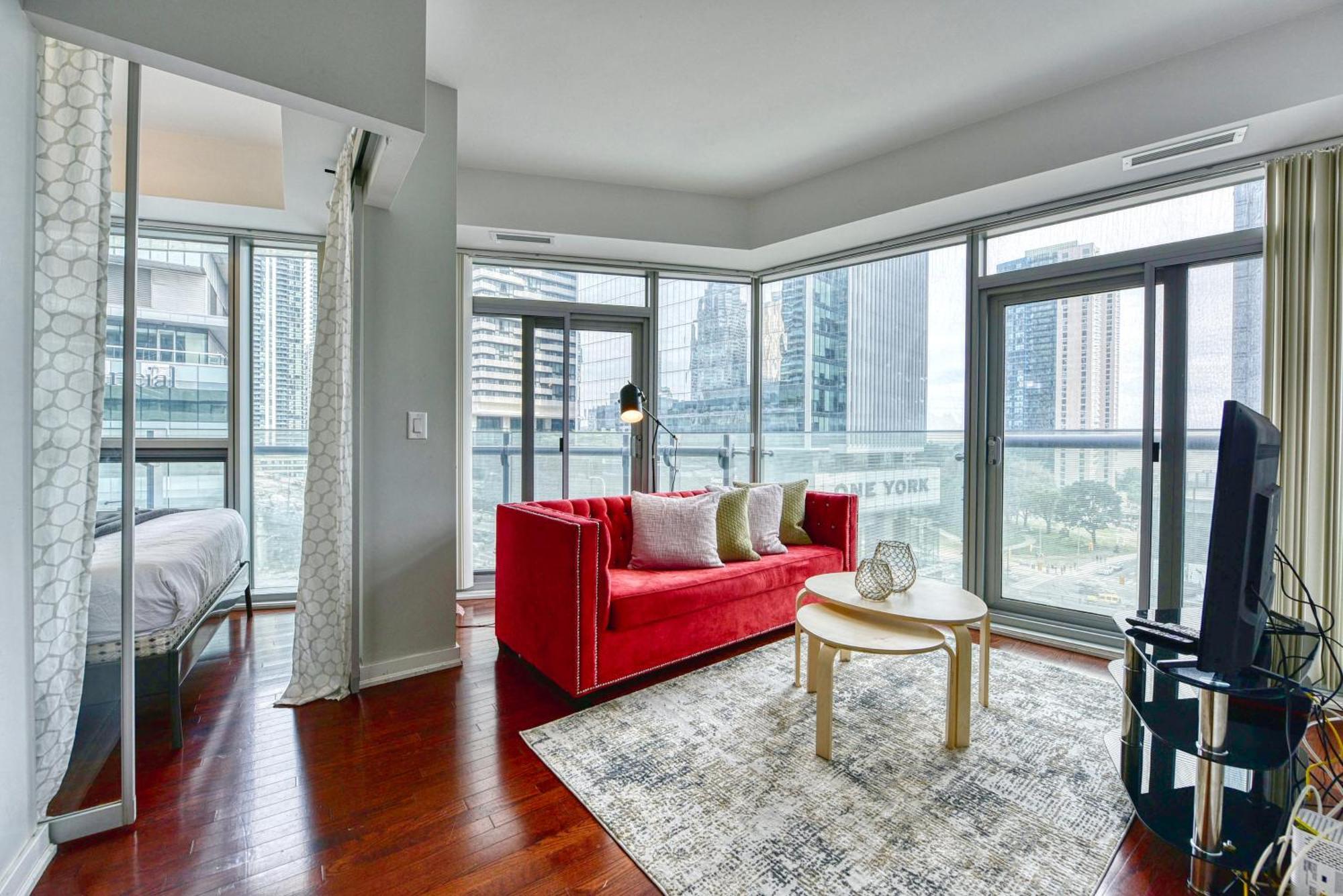Downtown Apartments 16 토론토 외부 사진